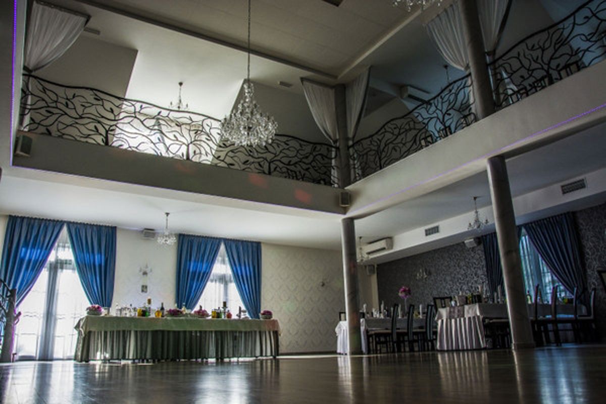 Villa Szamocin Banquet Center WESELA IMPREZY OKOLICZNOŚCIOWE KATERING HOTEL